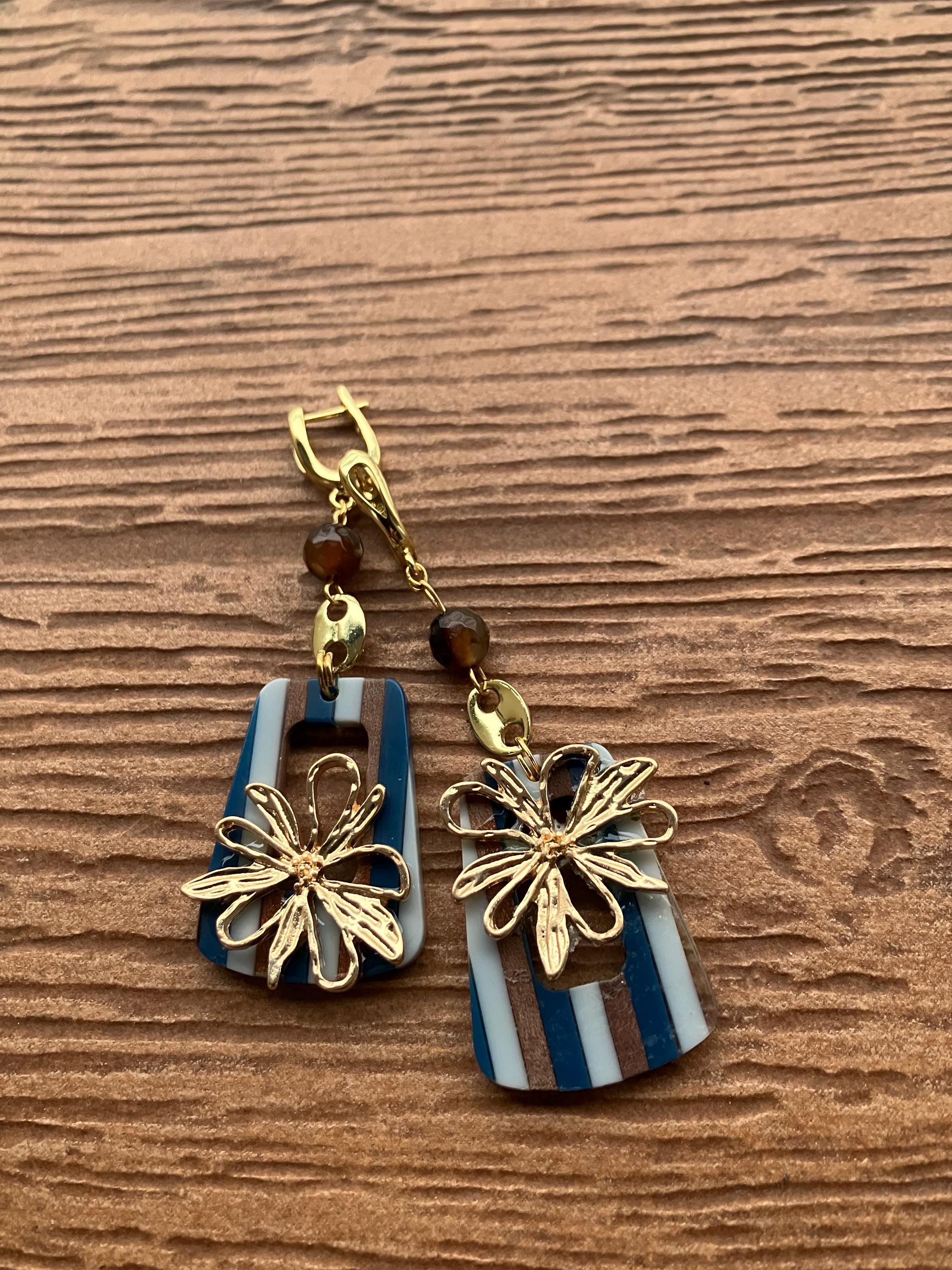 boucles pendantes artistiques en résine et bois, plaqué or, semi précieuse et zamac