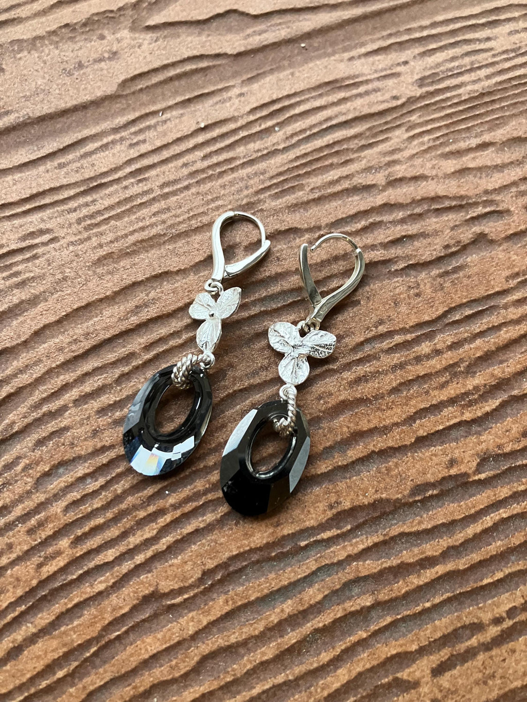 Boucles, boucles d oreilles cristal Swarovski, boucles argent 925, boucles fleur, boucles grises, boucles argent