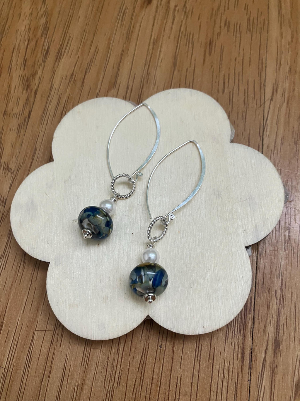 Boucles, boucles classiques, boucles argent 925, verre filé au chalumeau