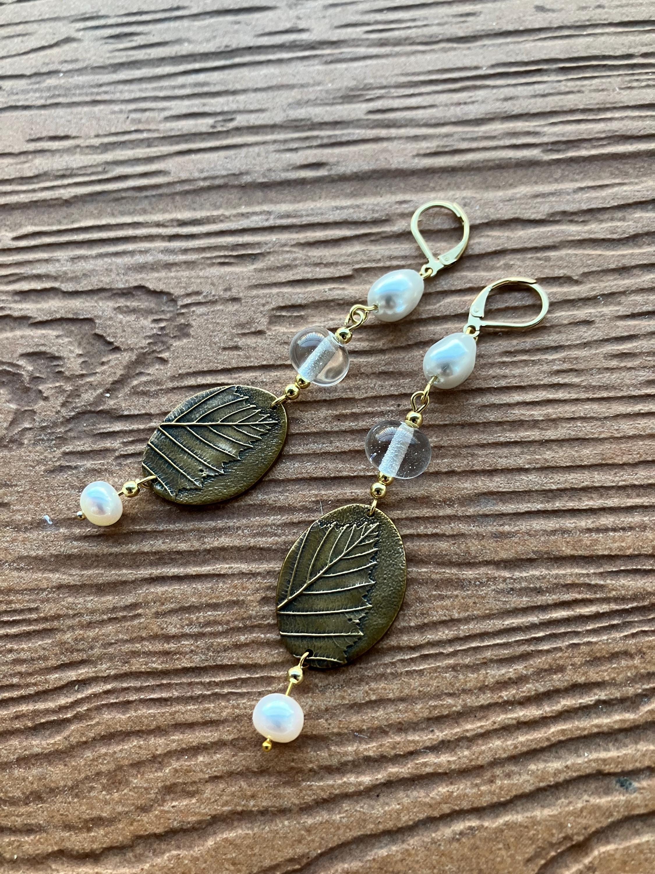 boucles pendantes en bronze massif, plaqué or, perle d eau douce véritable et nacre Swarovski