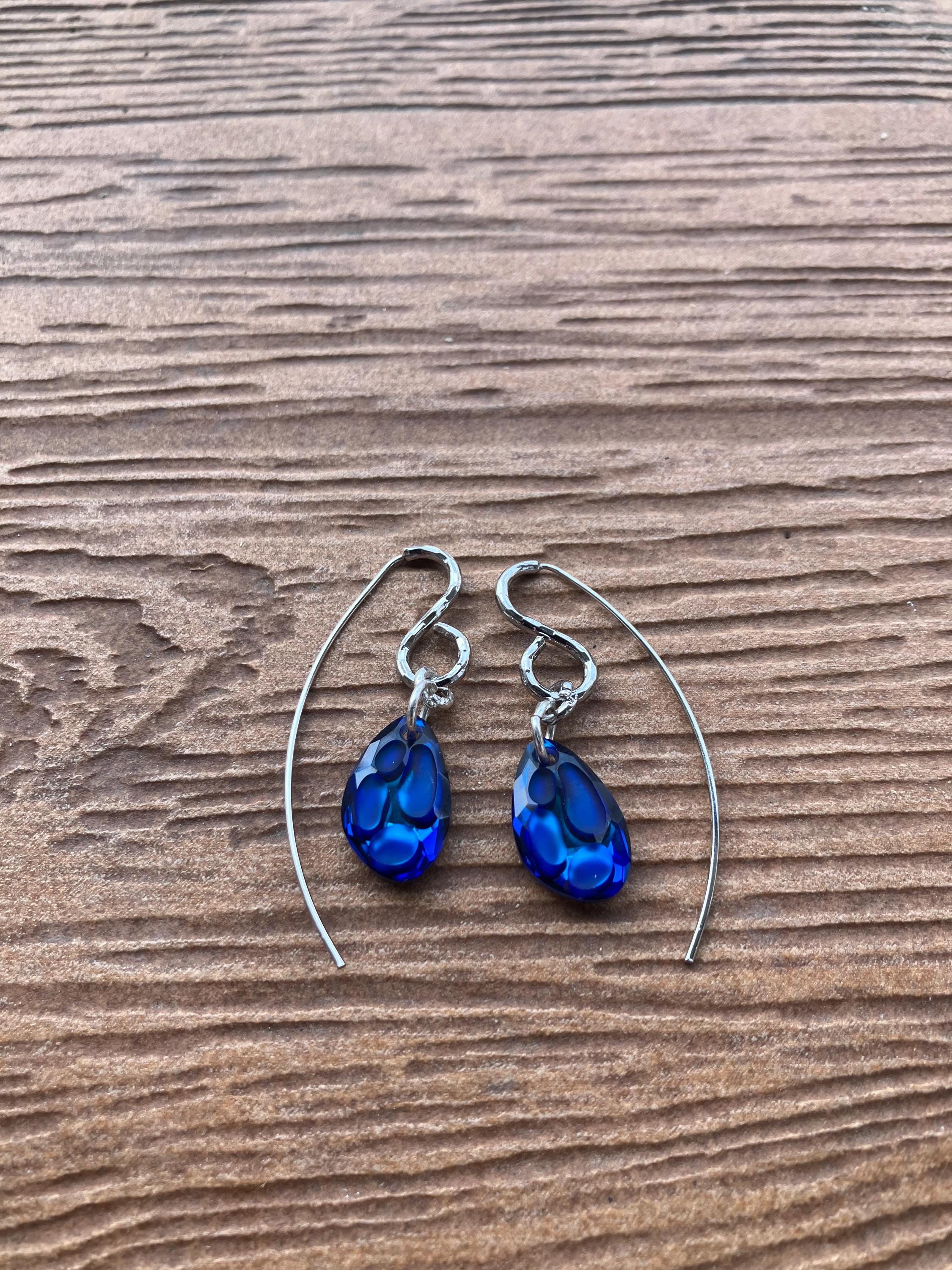 boucles modernes argent 925 et cristaux bleus radiolaires autrichiens