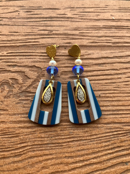 boucles bohème chic bi matière résine et bois bleu marron, perle de culture et verre filé