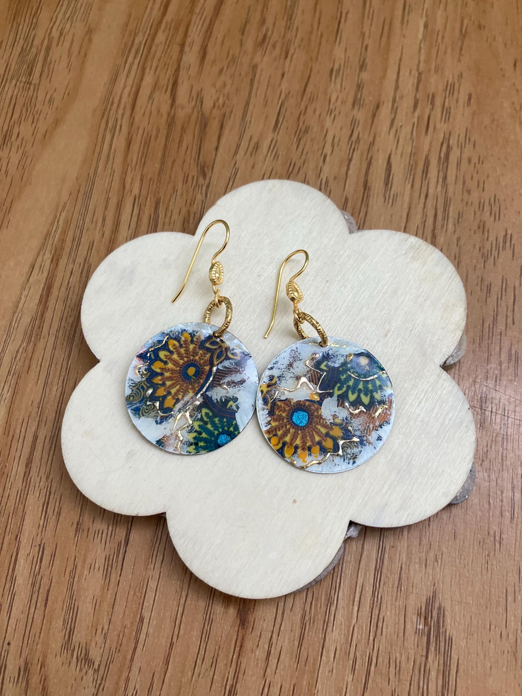 Boucles, boucles rondes, laiton émaillé d art, boucles vert et jaune