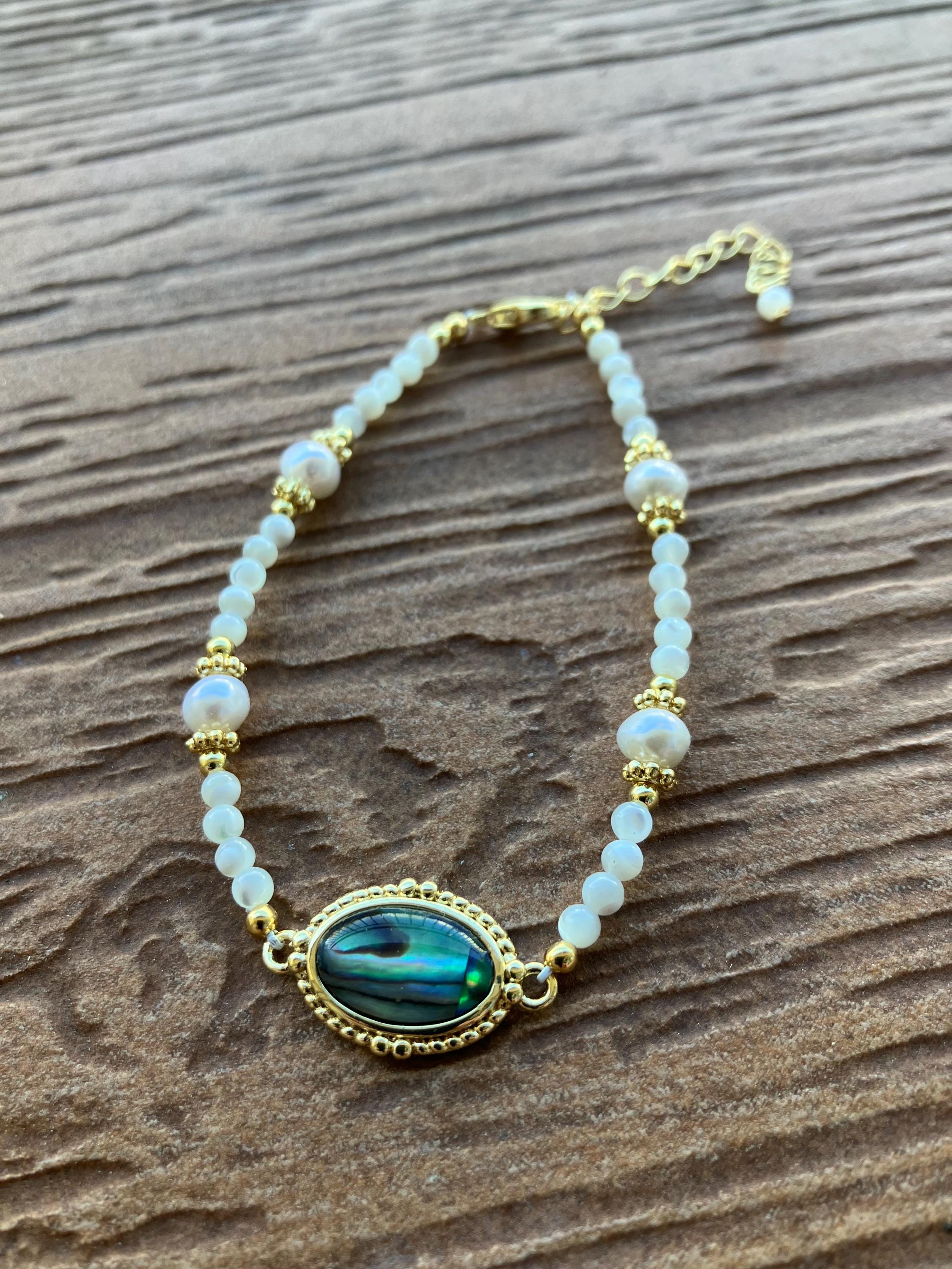 bracelet chic pierres nacre naturelles et perles de culture, connecteur en ormeau