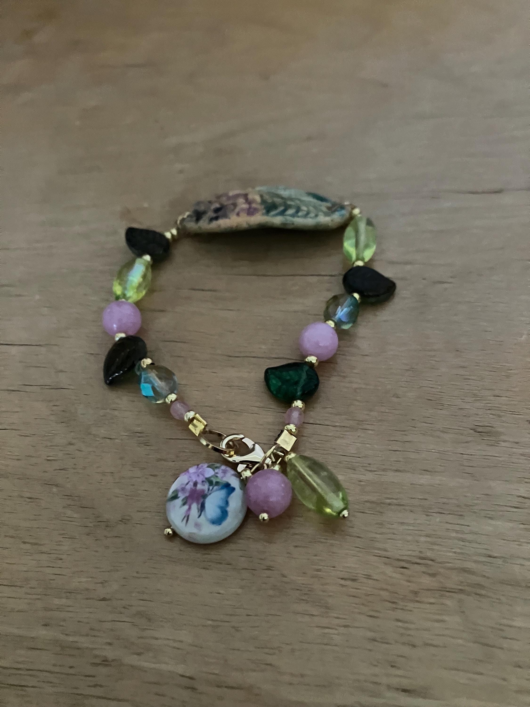 Bracelet, bracelet coloré été, céramique peint, quartz rose de Madagascar, verre tchèque