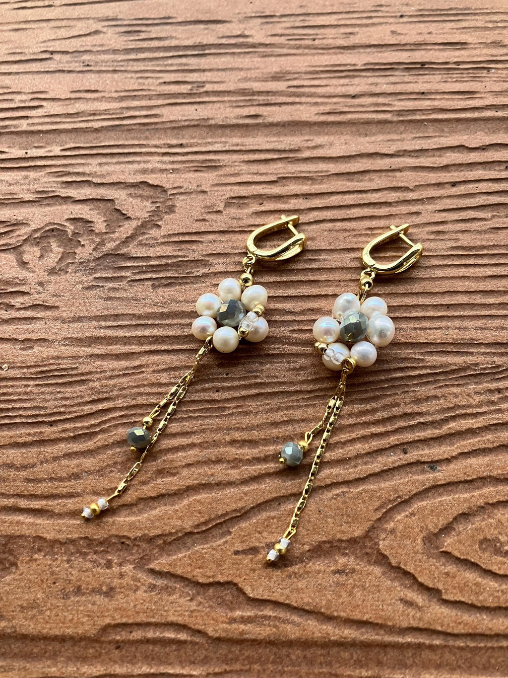 Longues boucles d oreilles romantiques en plaqué or 18 carats, perles naturelles d eau douce et verre tchèque