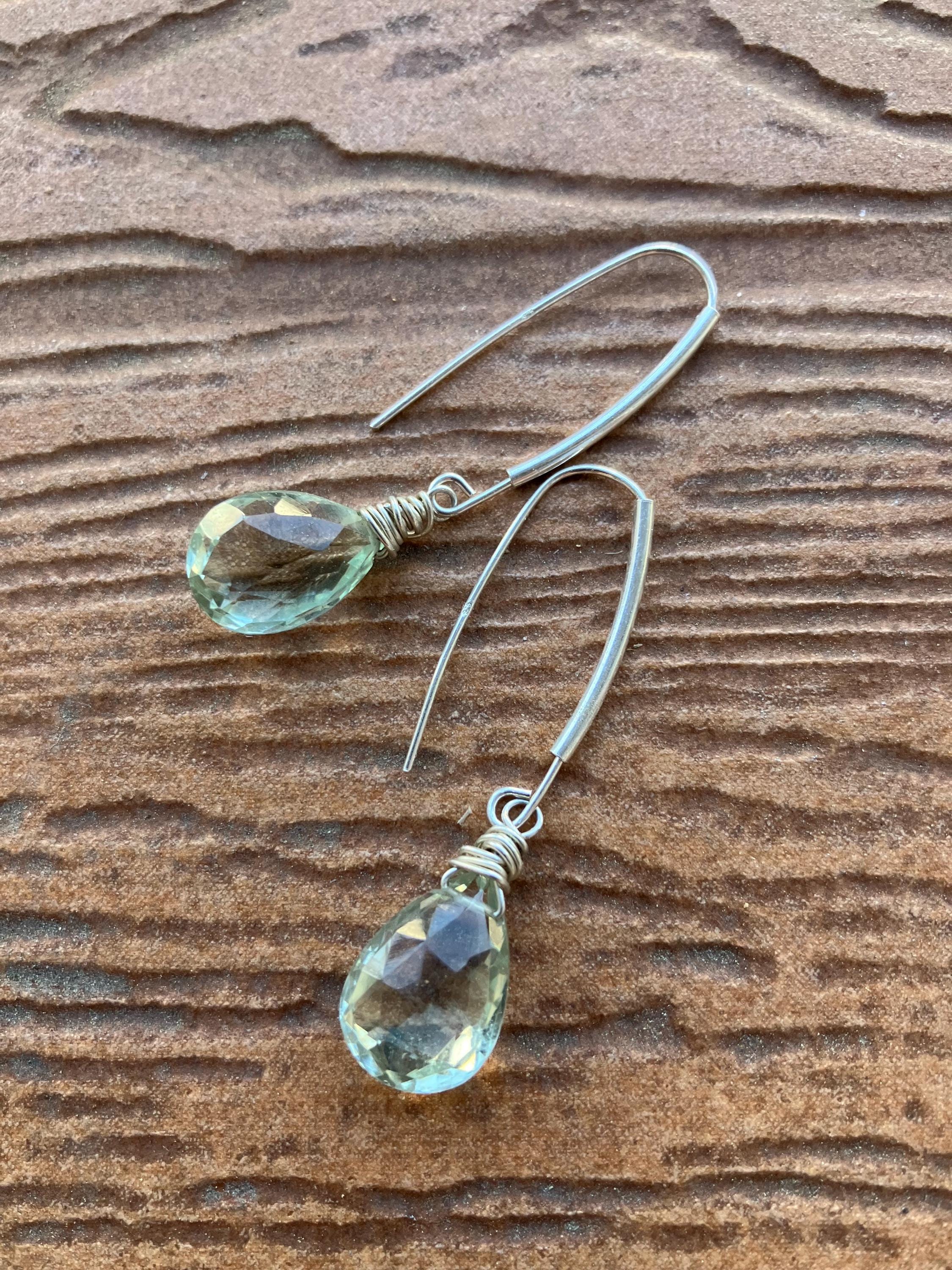 boucles d oreille en argent 925 et semi précieuse goutte améthyste vert pale