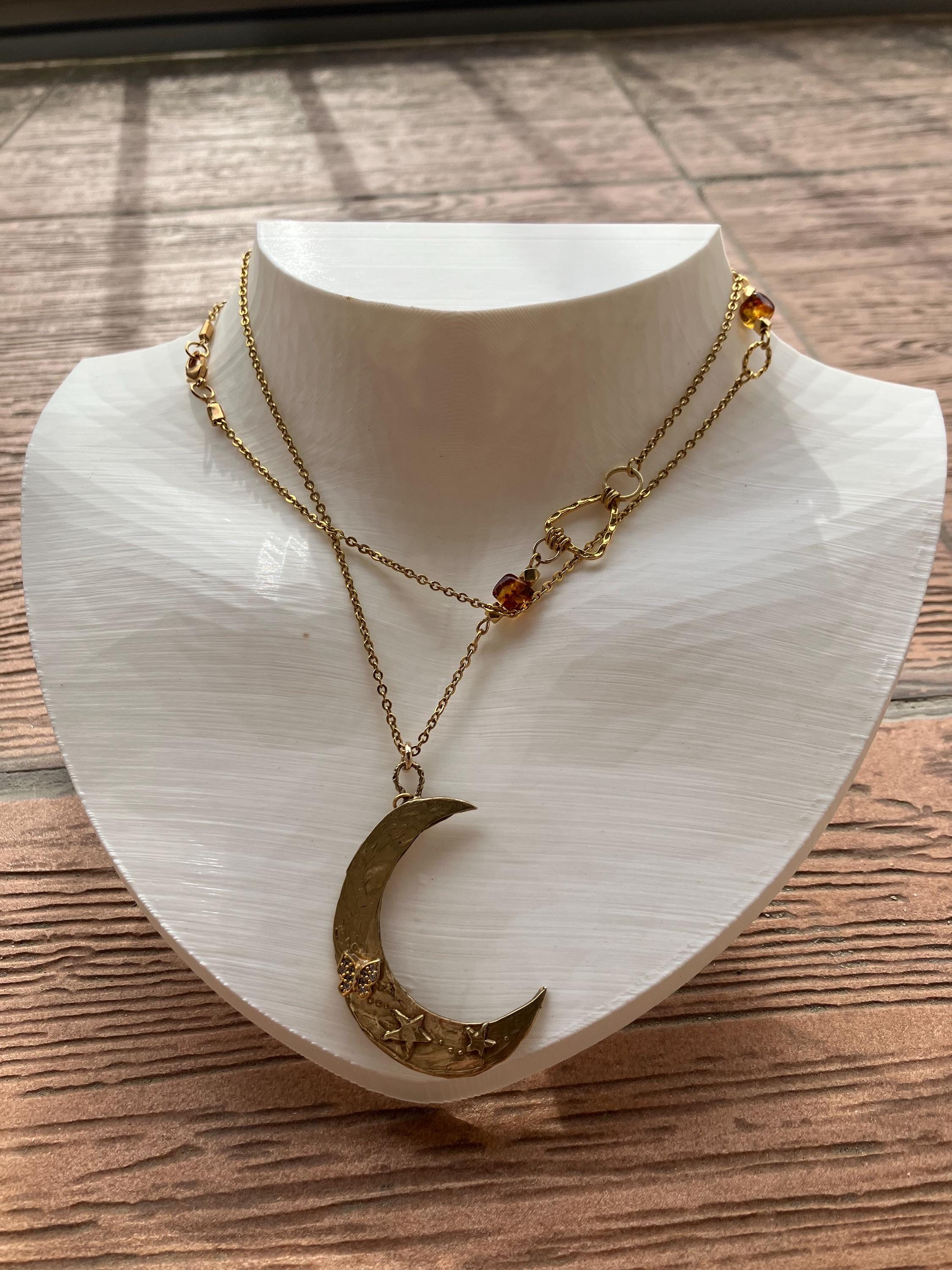 Sautoir, long sautoir moderne, plaqué or 18k avec lune, bronze massif, pierres semi précieuse, ambre de la baltique