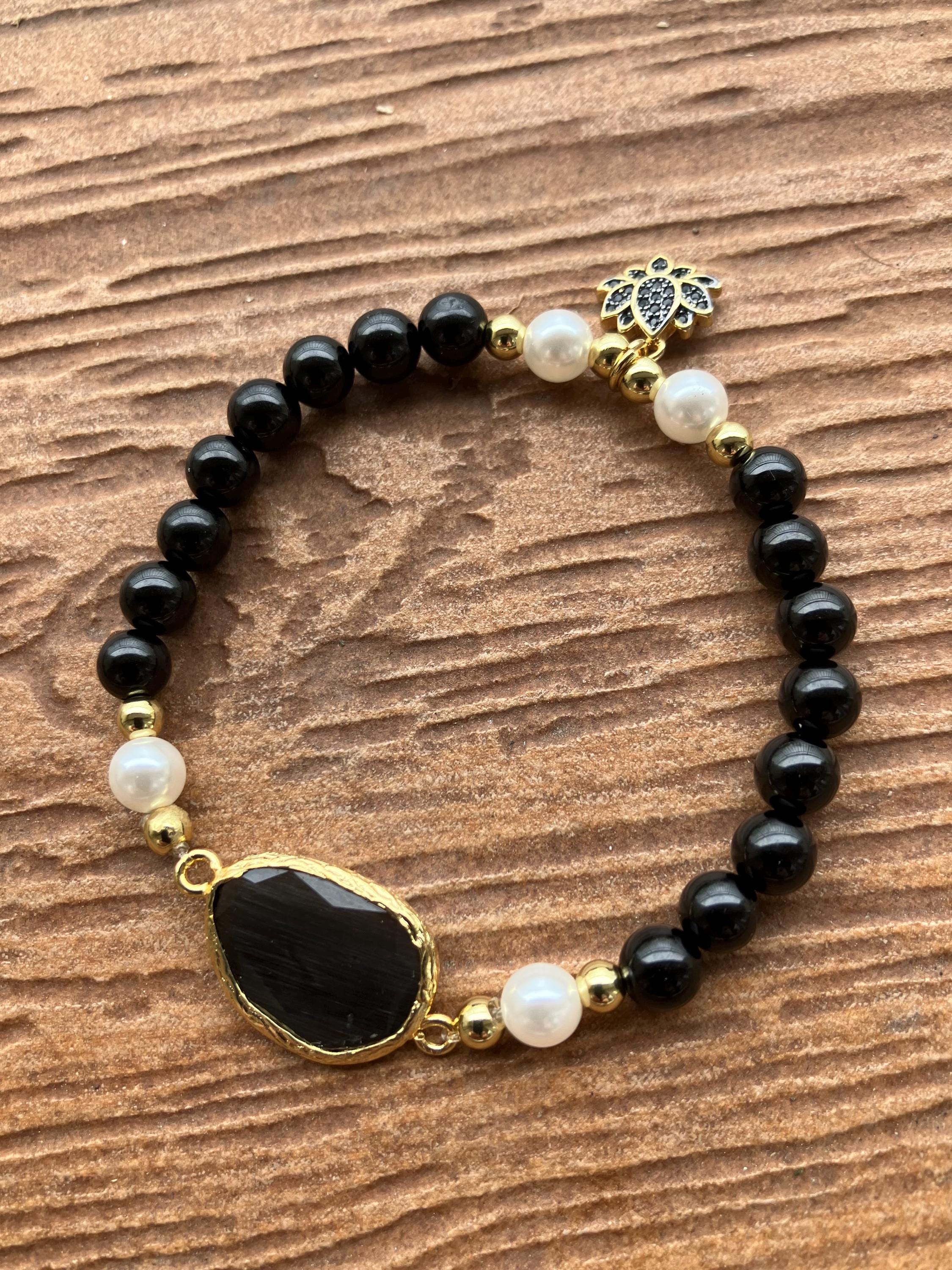 bracelet chic minimaliste semi précieuse spinelle, plaqué or, nacre Swarovski