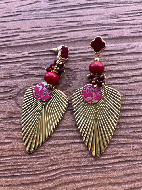 boucles dépareillées ethniques chic rouge et or