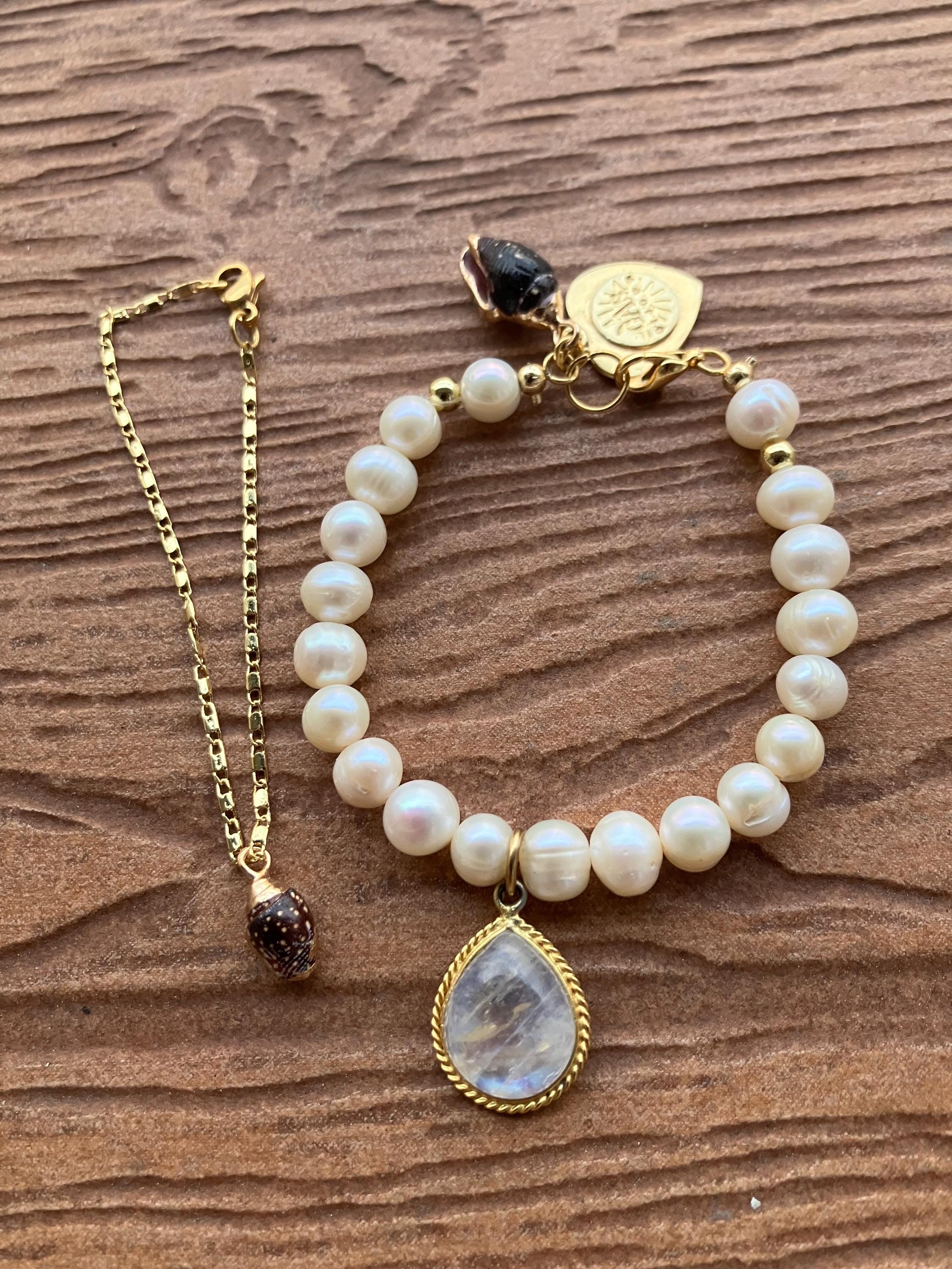 ensemble bracelets chic perles naturelles d eau douce, plaqué or, pierre de lune et coquillage