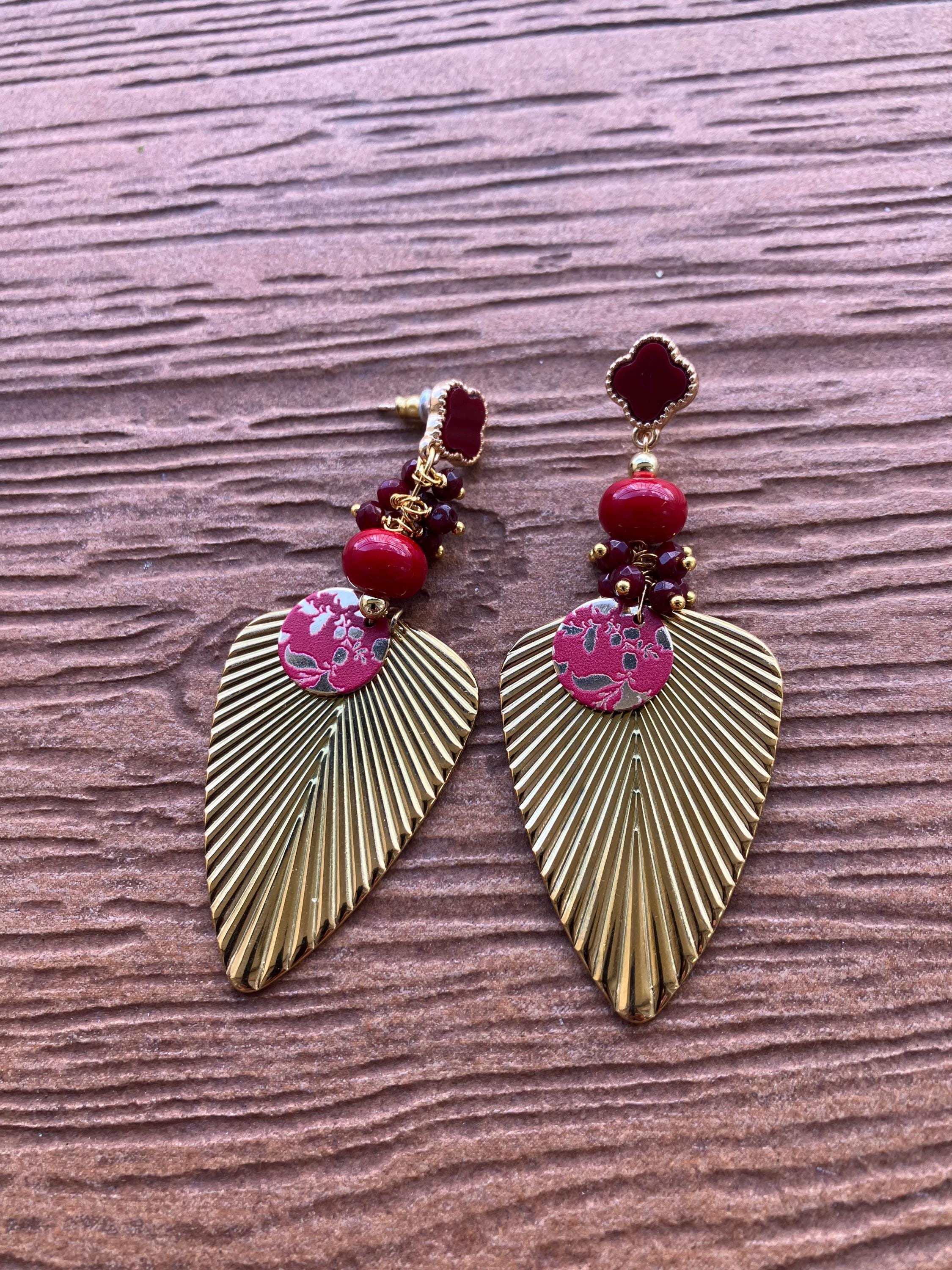 boucles dépareillées ethniques chic rouge et or