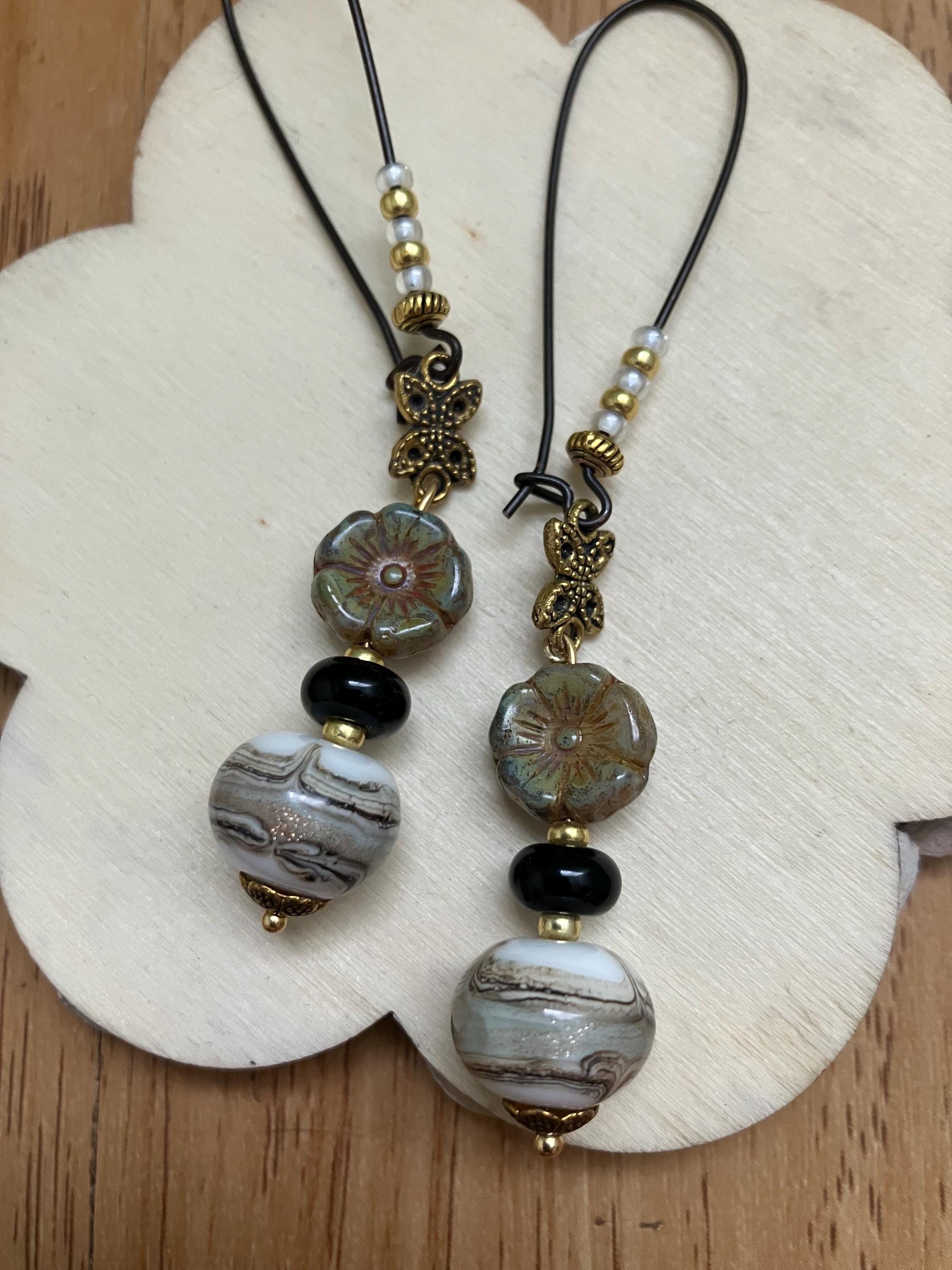 Boucles, longues boucles romantiques, verre filé d art, verre tchèque, cuivre oxydé