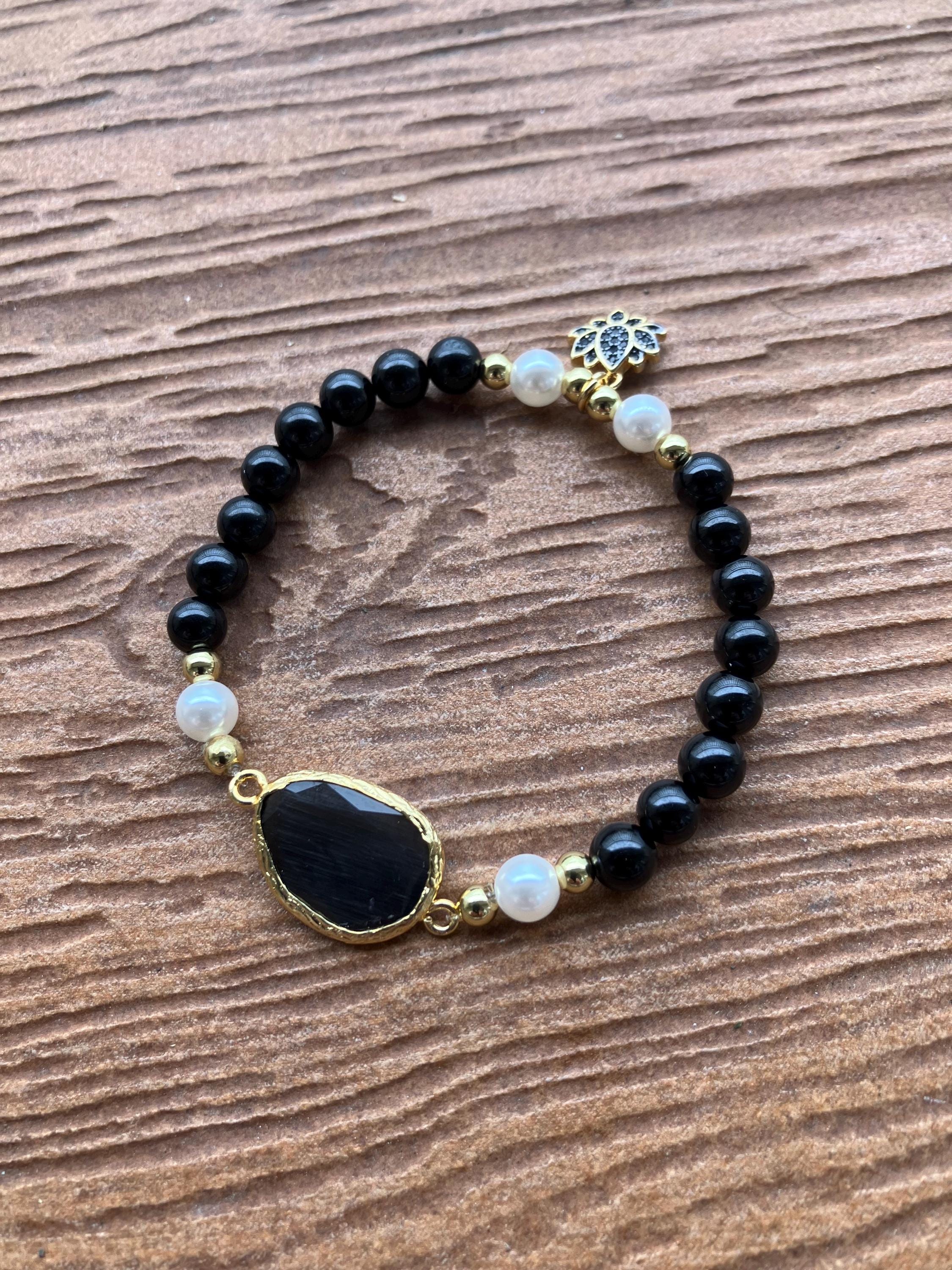 bracelet chic minimaliste semi précieuse spinelle, plaqué or, nacre Swarovski