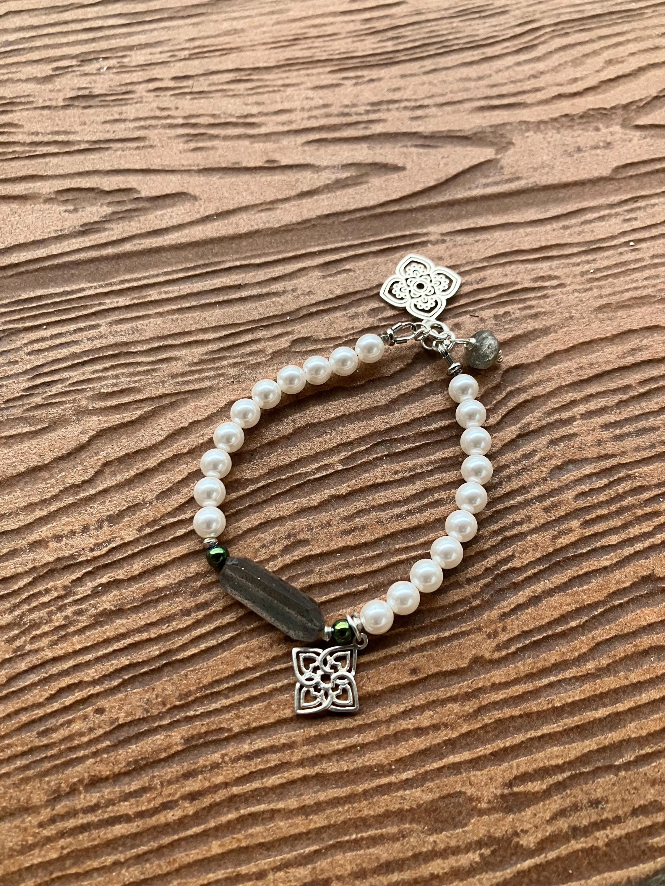 Bracelet chic minimaliste, bracelet perles et labradorite, bracelet tendance, bracelet argent, fête des mères