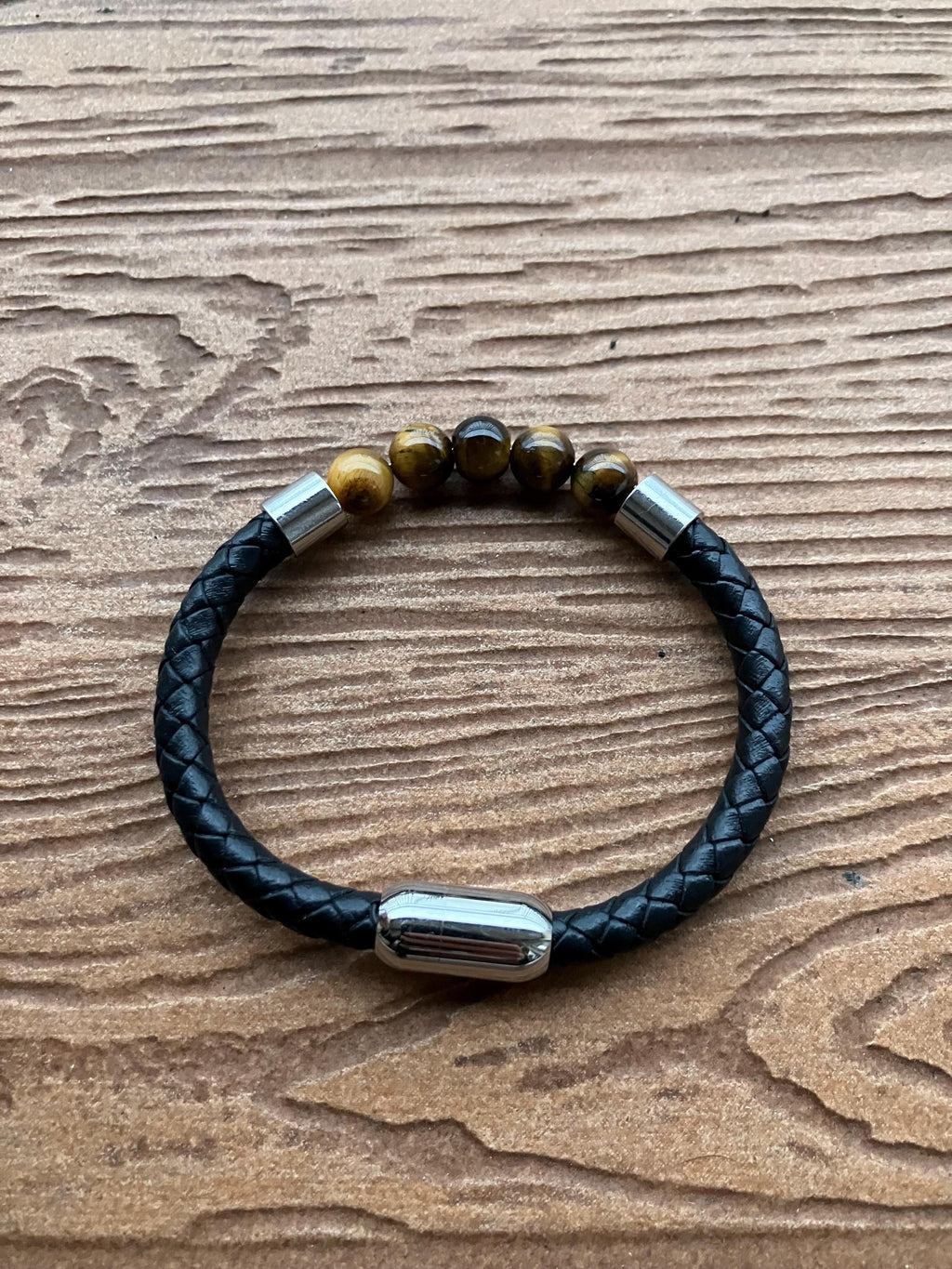 bracelet cuir et semi précieuse œil de tigre