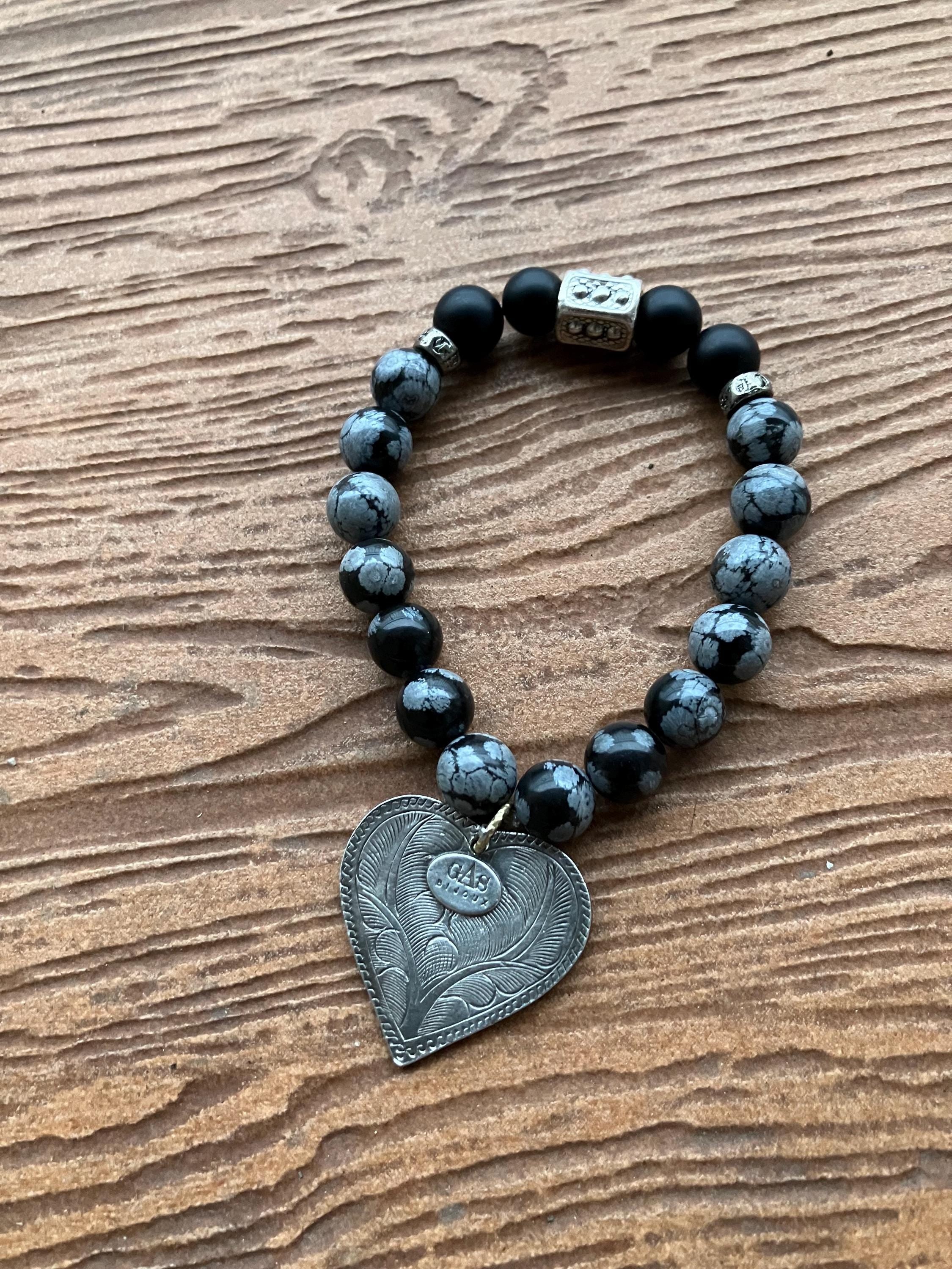 bracelet cœur bohème chic en pierres semi précieuse onyx noir et obsidienne flocon de neige